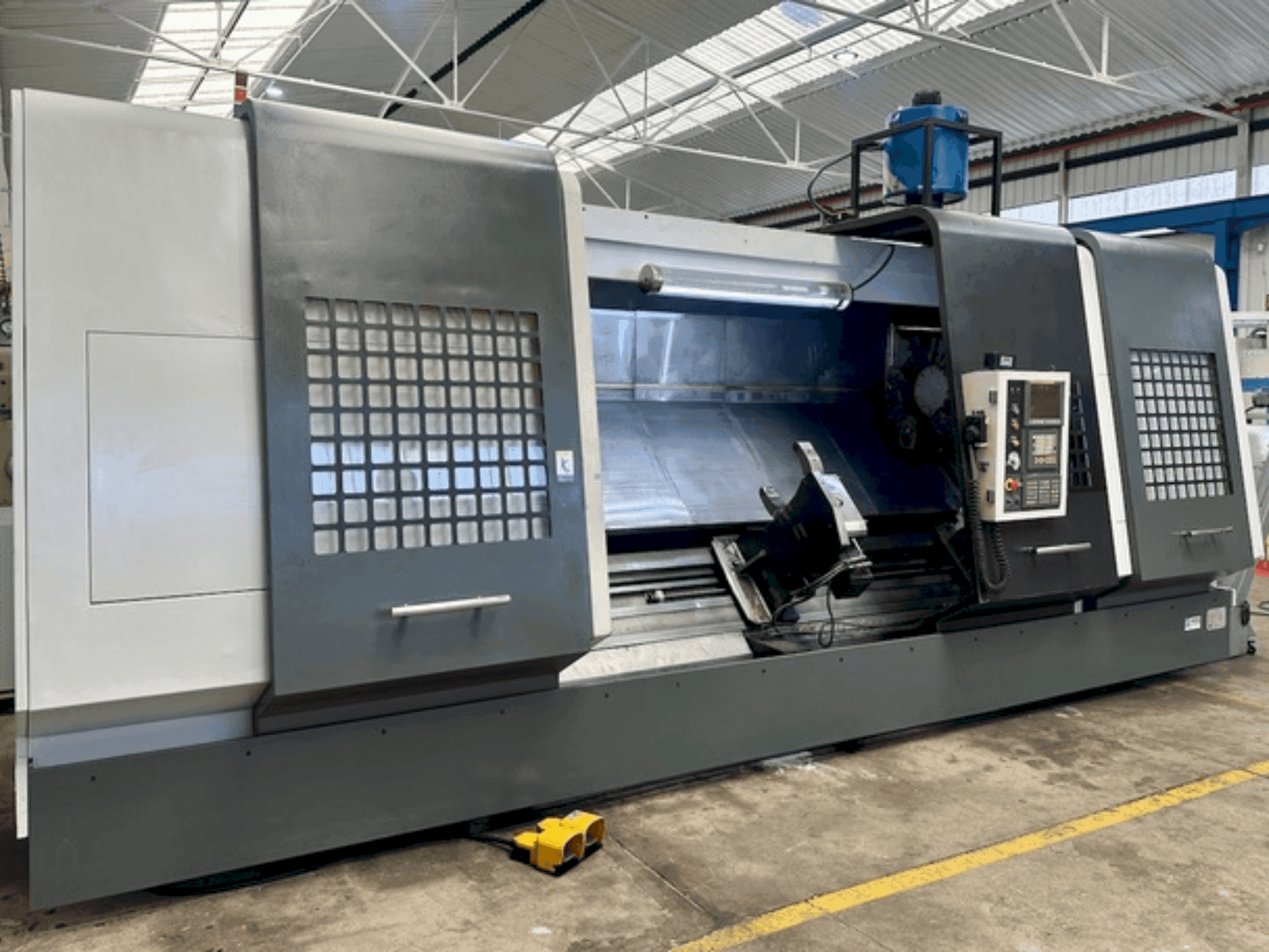 SMTCL HTC 63300-maskinen framifrån