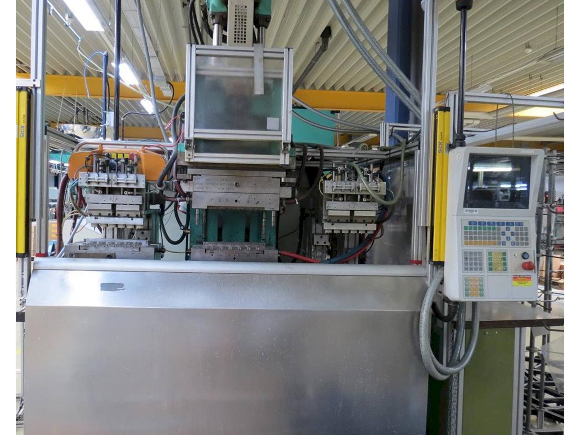 Arburg Allrounder CENTEX 270 C 400-100-maskinen framifrån