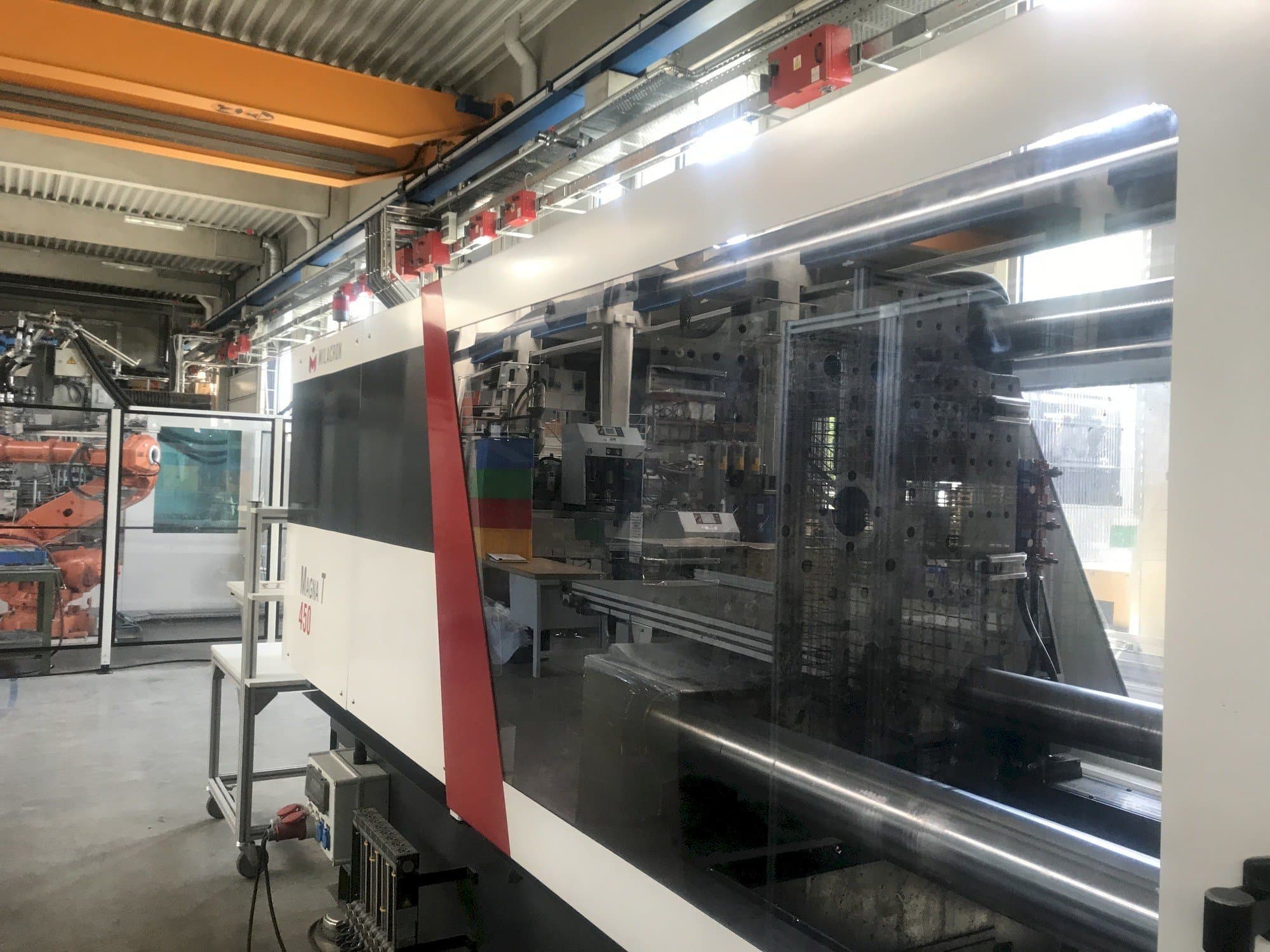 Ferromatik MTS 450-2290-maskinen framifrån