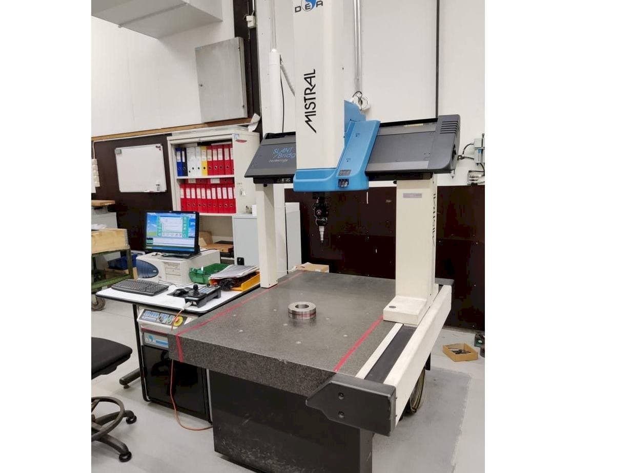 DEA 70705-maskinen framifrån