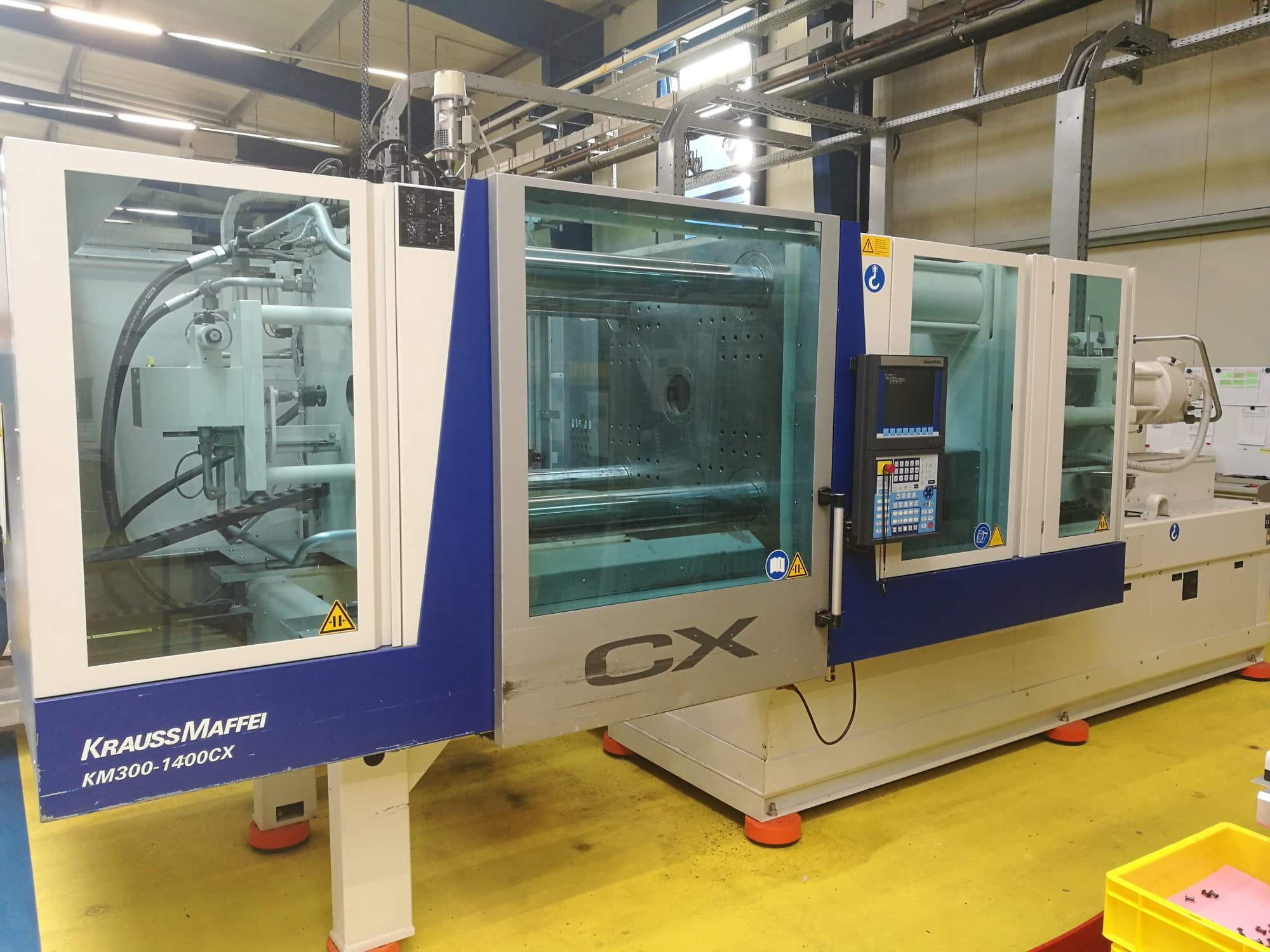 Krauss Maffei-maskinen framifrån300-1400 CX