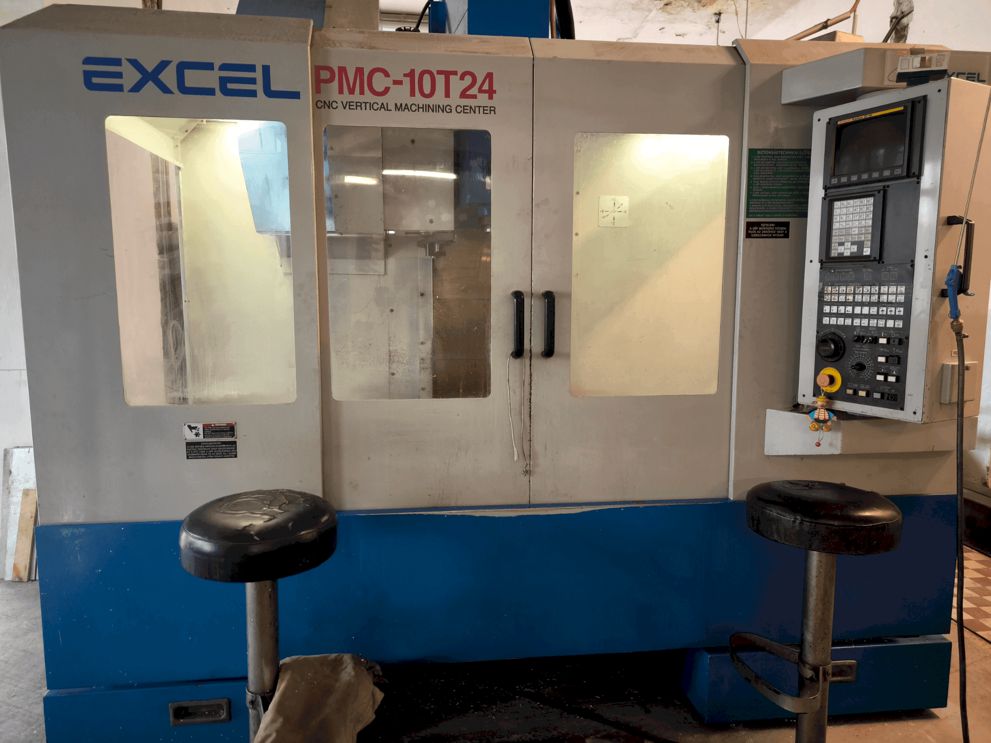 Excel  Excel PMC 10T24 (2004)-maskinen framifrån