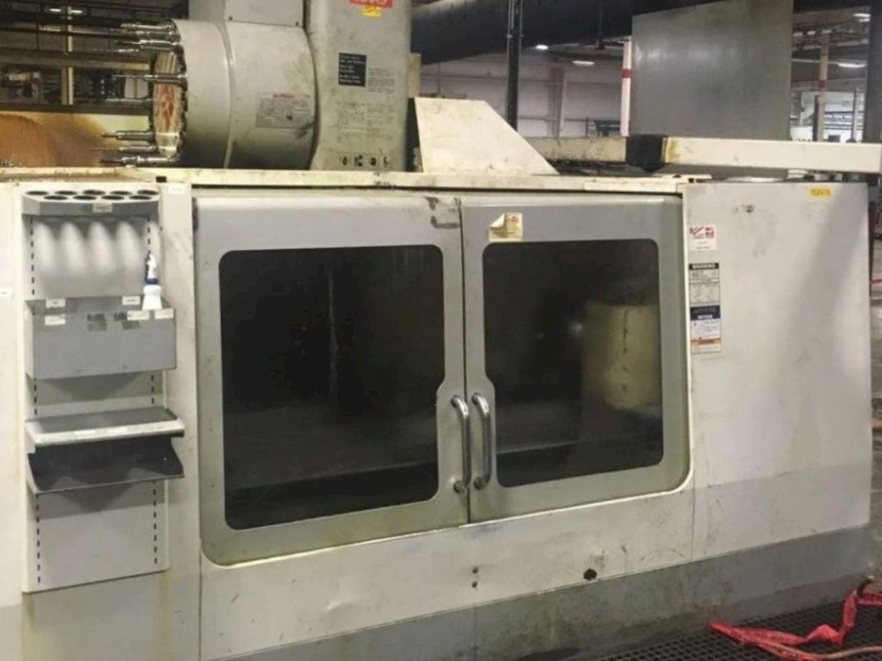 HAAS VF-8B/40-maskinen framifrån