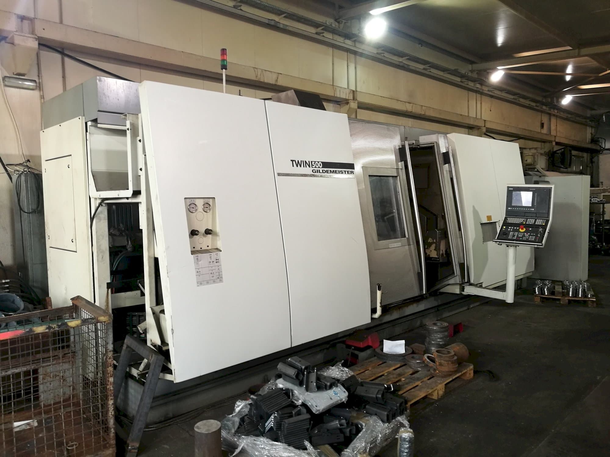 Gildemeister TWIN 500-maskinen framifrån