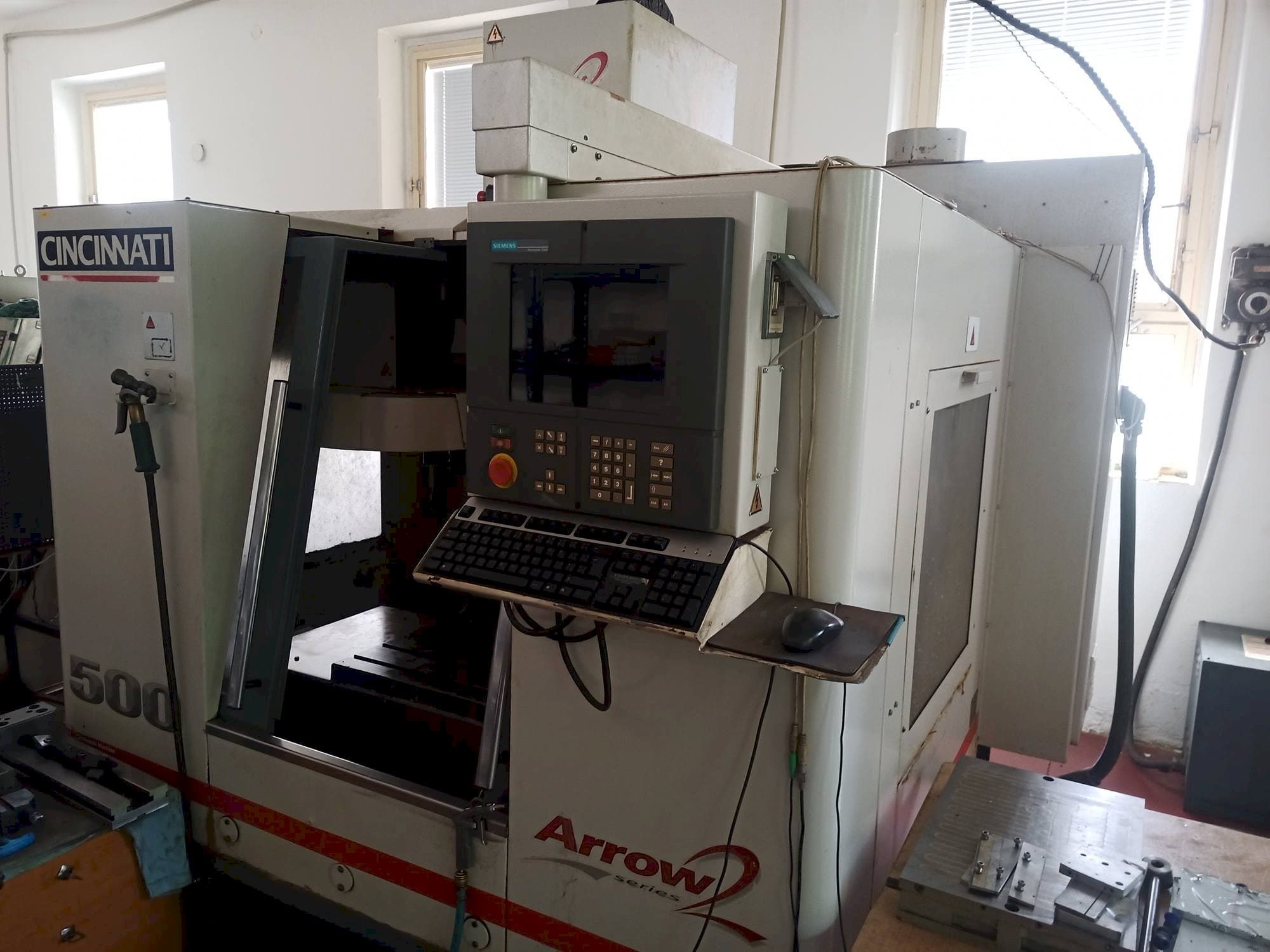 Cincinnati Arrow 2-maskinen framifrån
