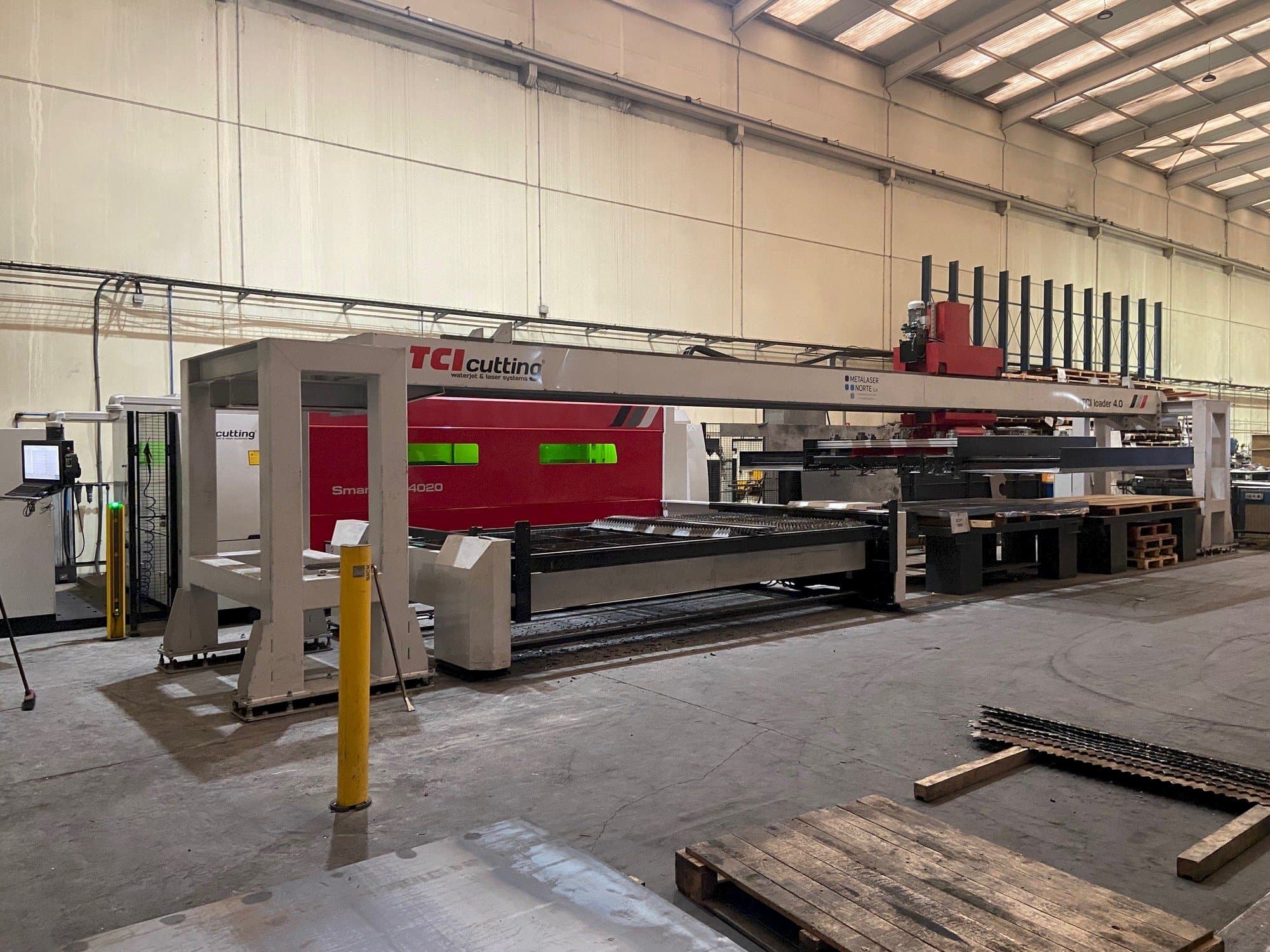 TCI Smartline Fiber 4020-maskinen framifrån