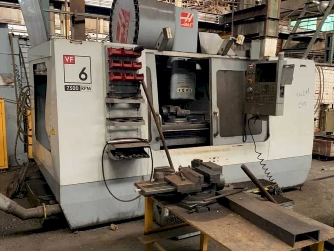 HAAS VF-6/50-maskinen framifrån