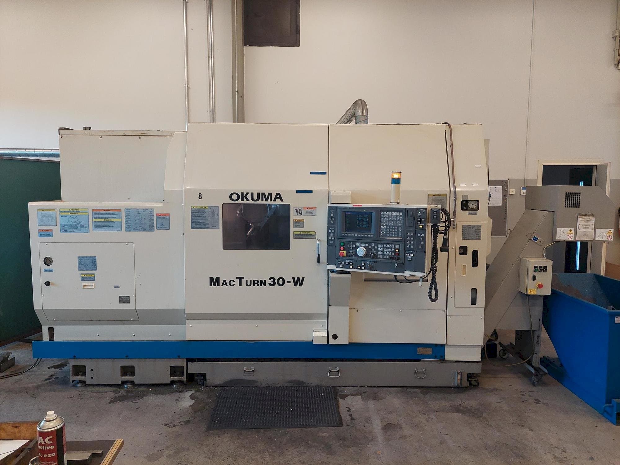 Okuma Macturn 30-maskinen framifrån