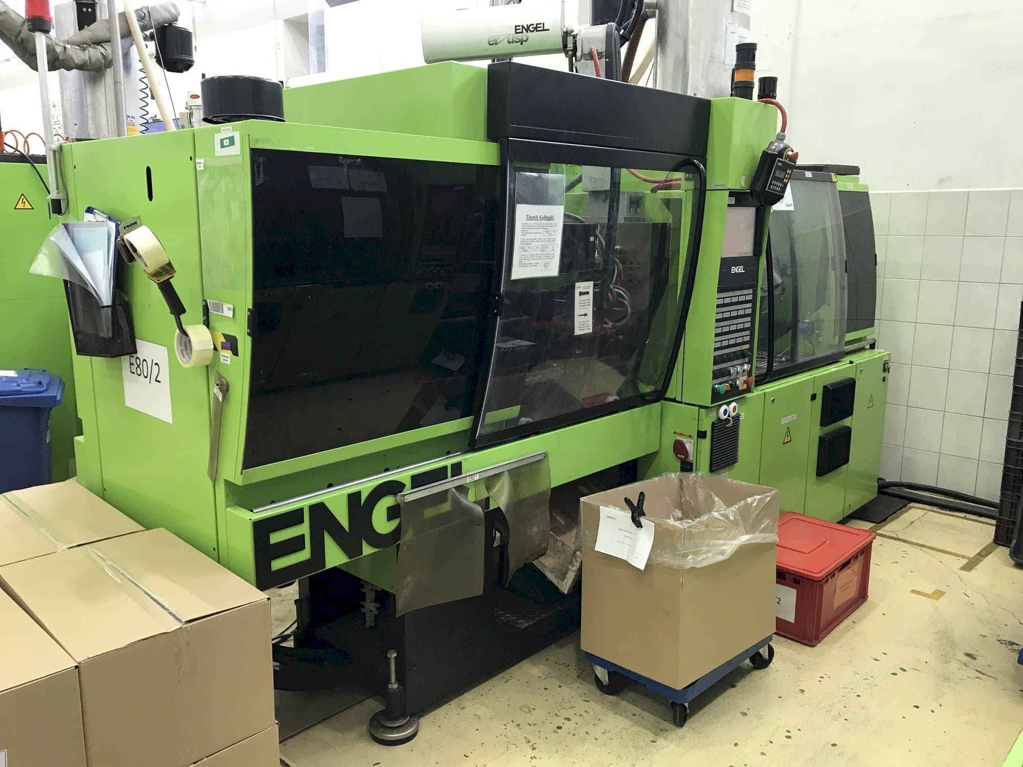 ENGEL VC 330/80 Tech-maskinen framifrån