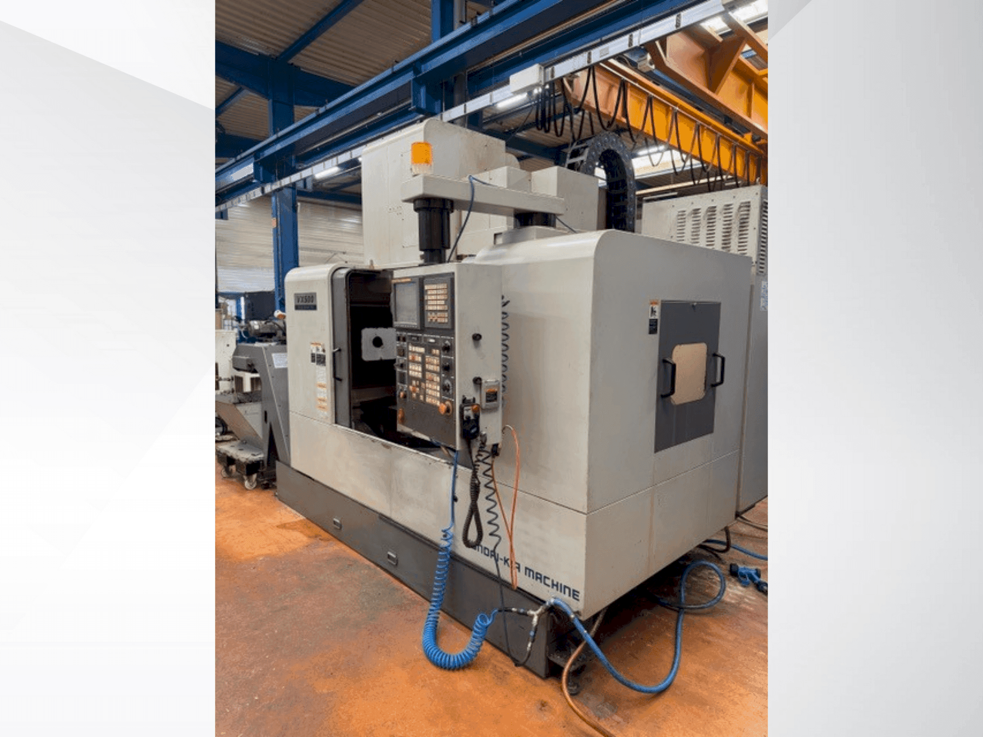 HYUNDAI KIA VX500-maskinen framifrån