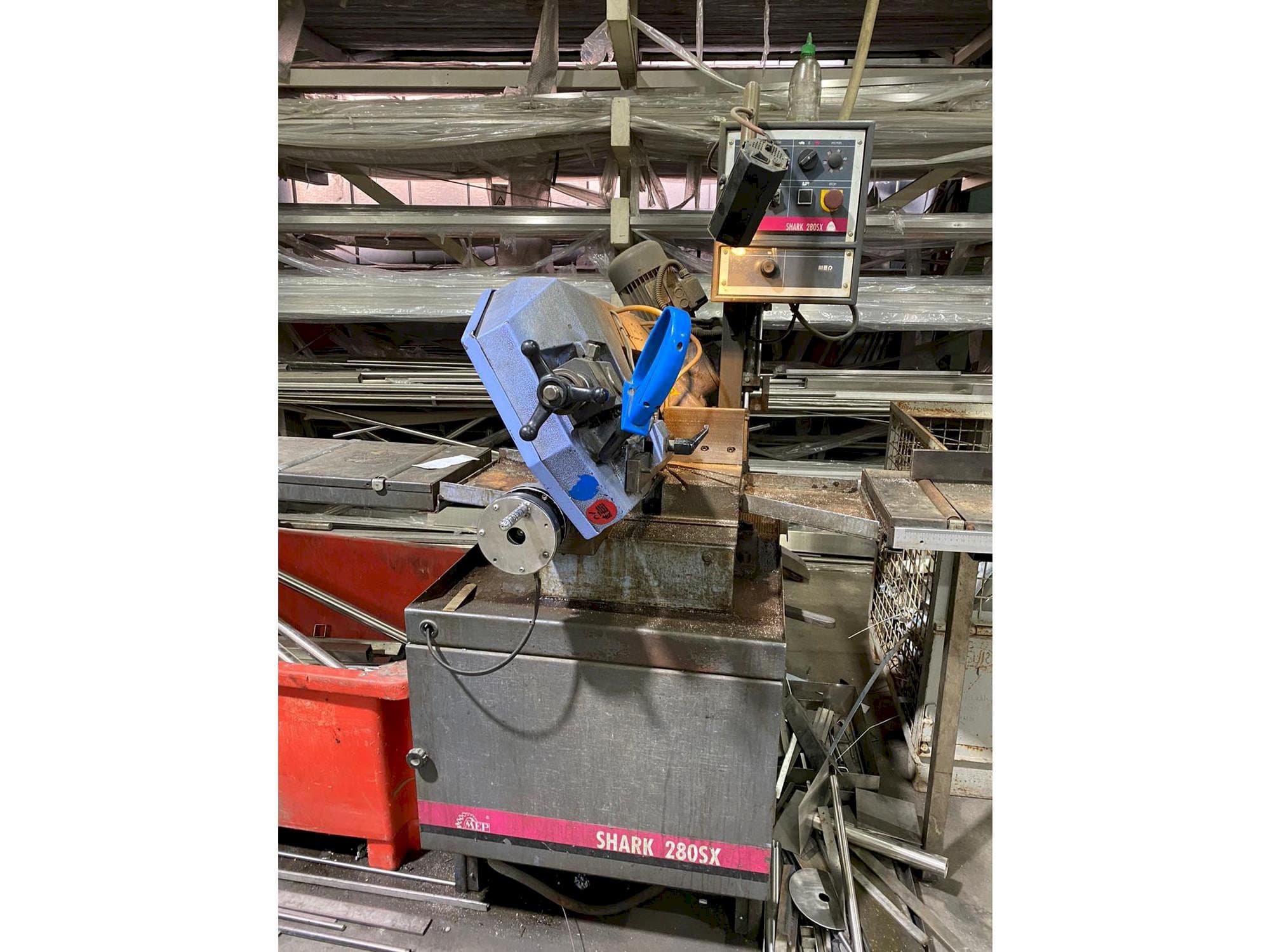 Nisshinbo MAP-750-maskinen framifrån