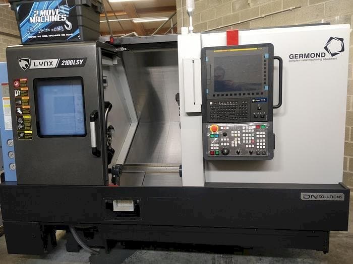 DN SOLUTIONS LYNX 2100 LSYB-maskinen framifrån