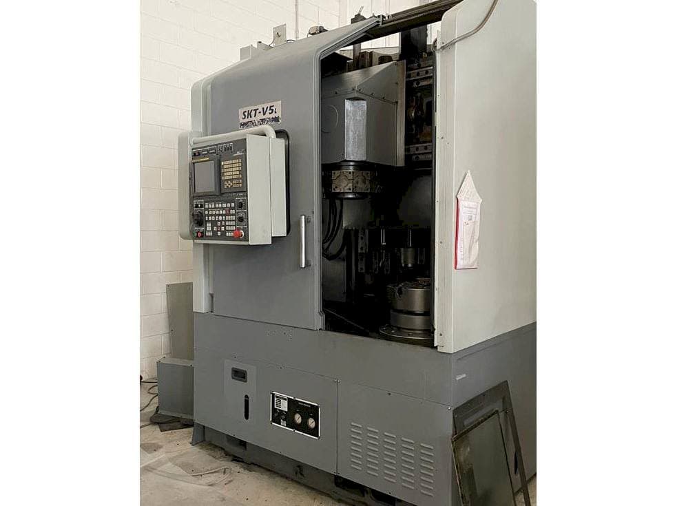 Hyundai SKT V5L-maskinen sedd från höger