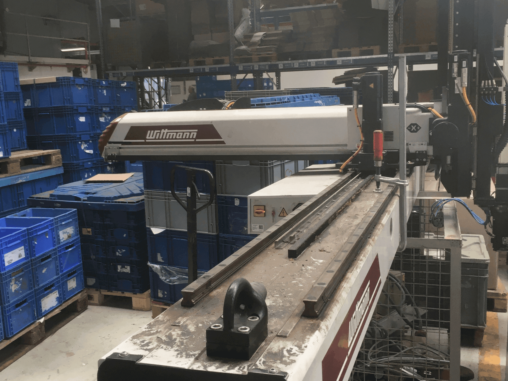 WITTMANN W743-maskinen framifrån