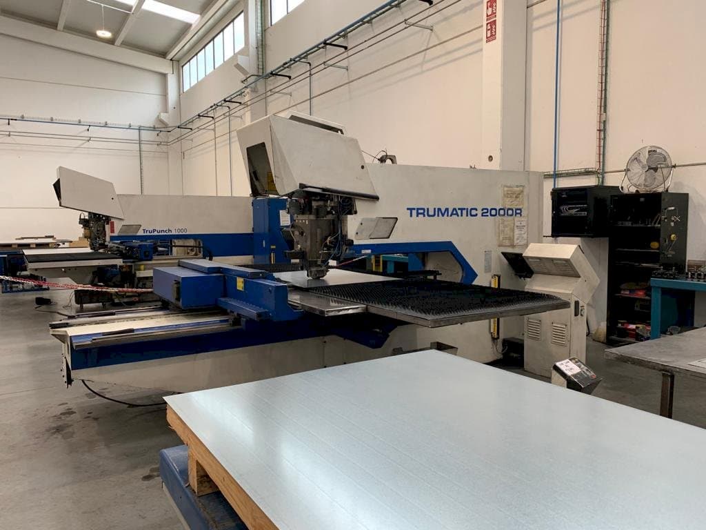 Trumpf Trumatic 2000 R-maskinen framifrån