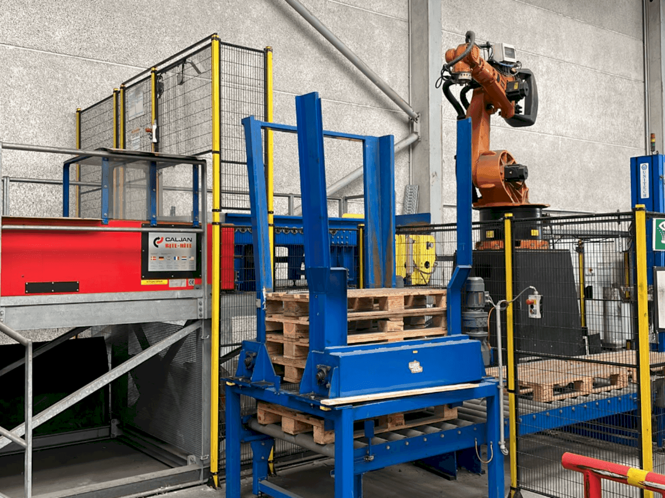 KUKA 600260060-maskinen framifrån