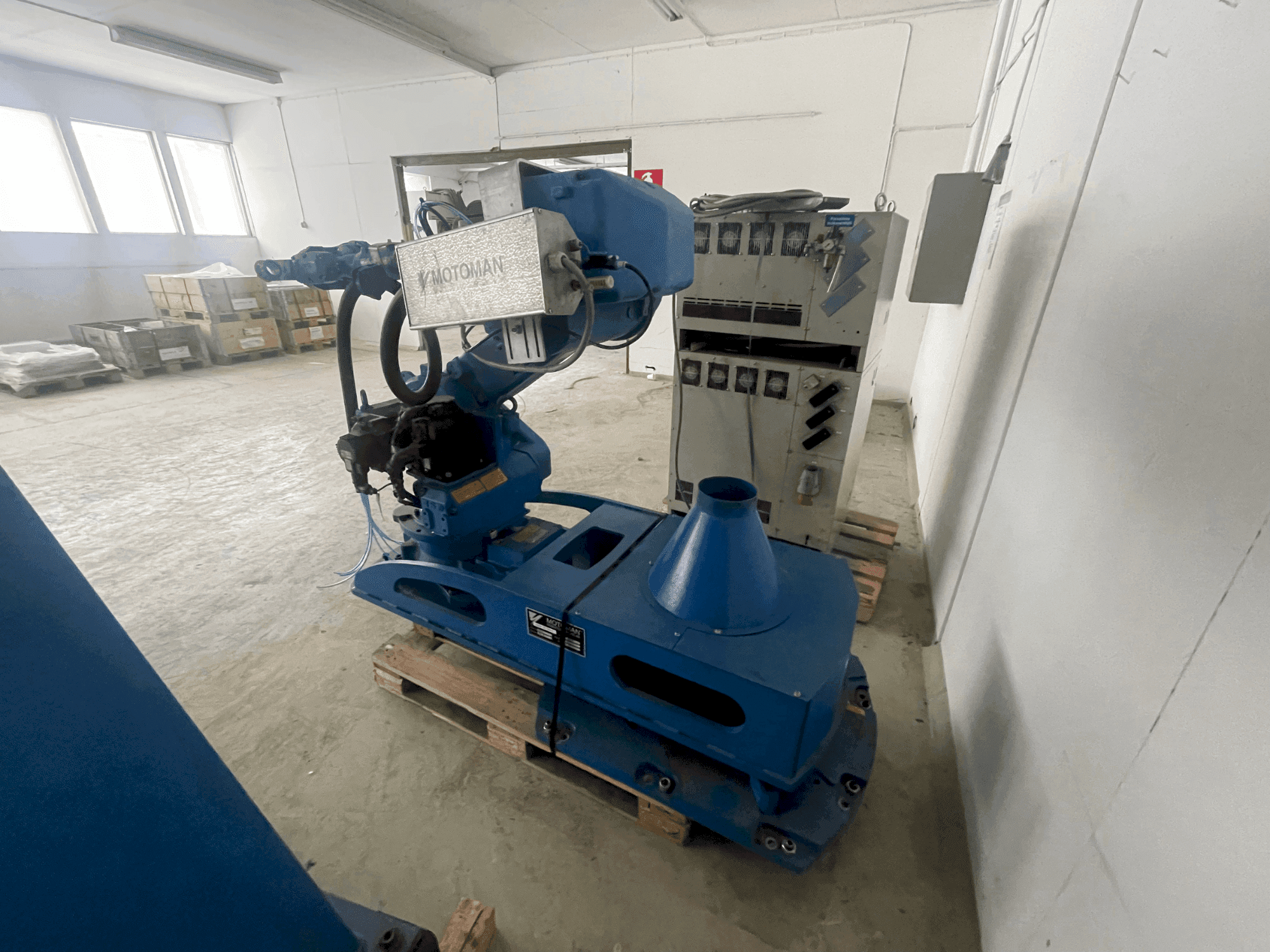 MOTOMAN VST 600 SX-maskinen framifrån