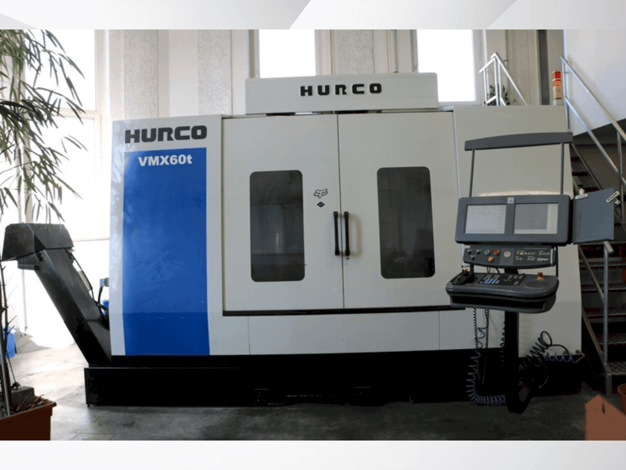 Hurco VMX60/40T-maskinen framifrån