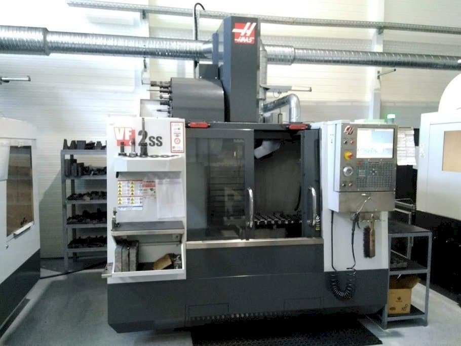 HAAS VF2 SS-maskinen framifrån