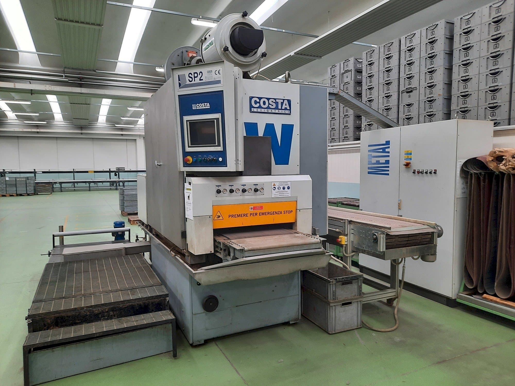 Costa CCCC 600-maskinen framifrån