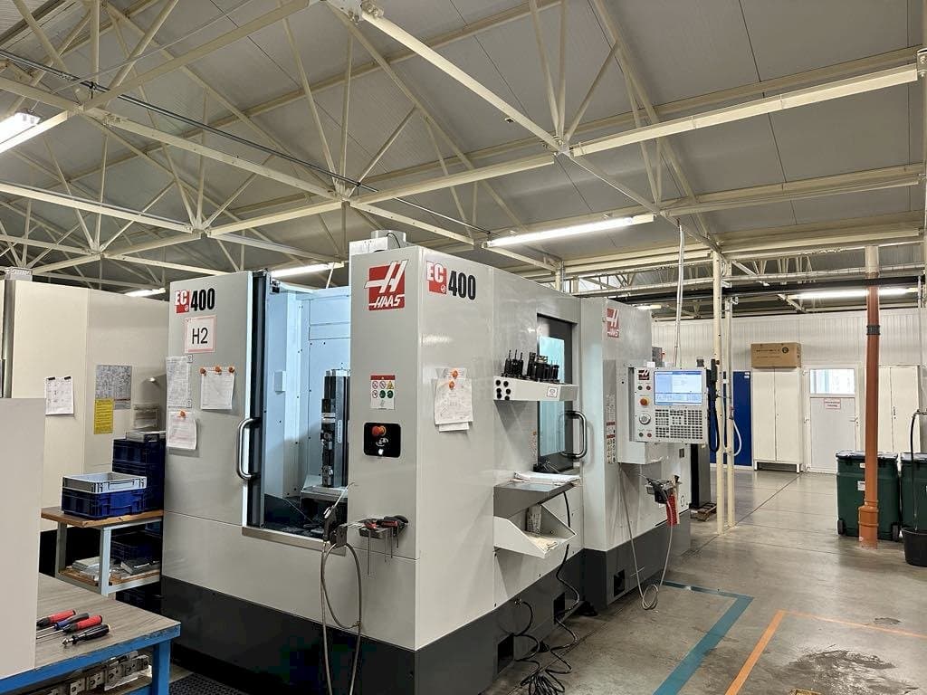 HAAS EC-400-maskinen framifrån