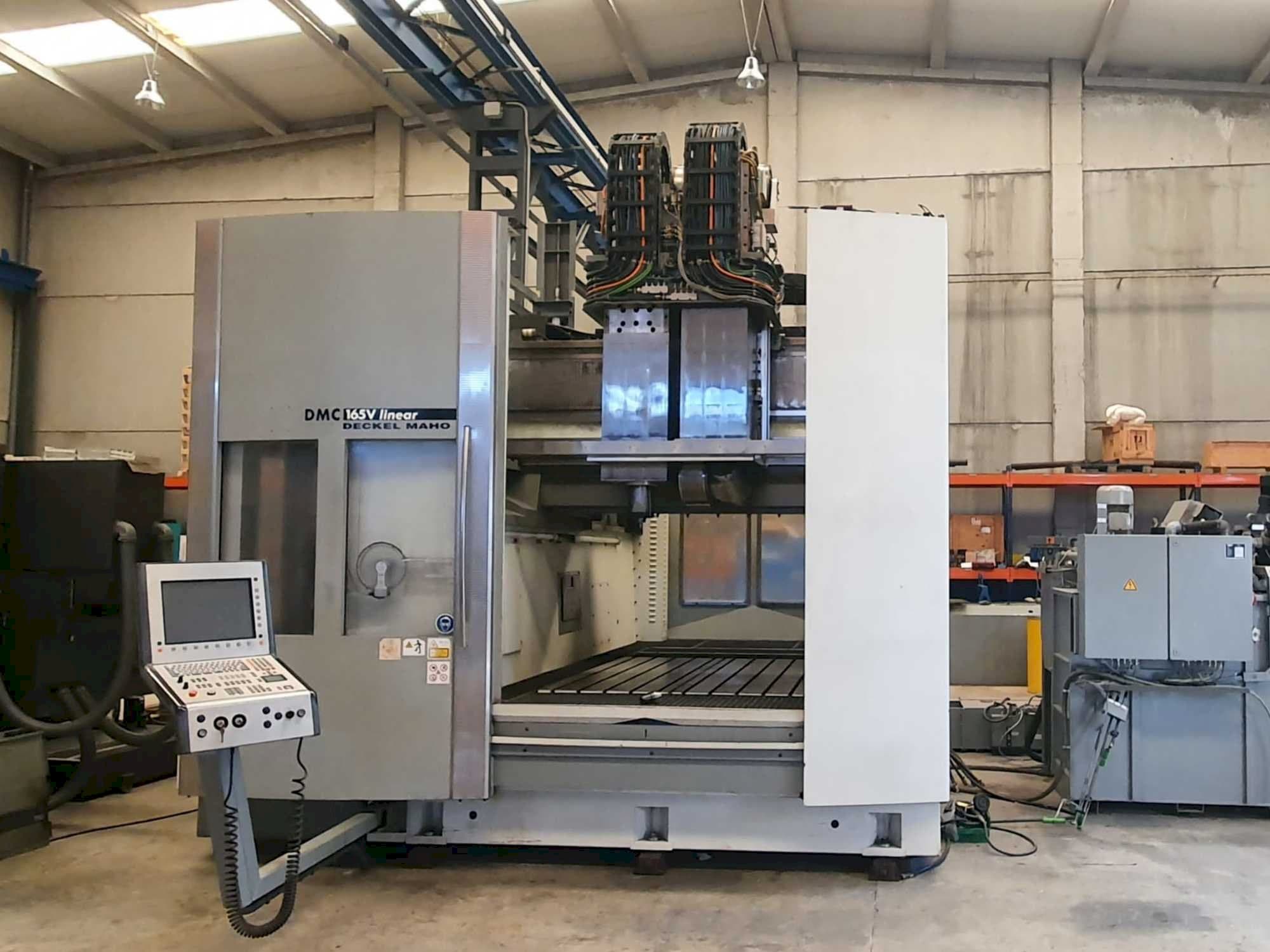 DECKEL MAHO DMC 165V Linear-maskinen framifrån