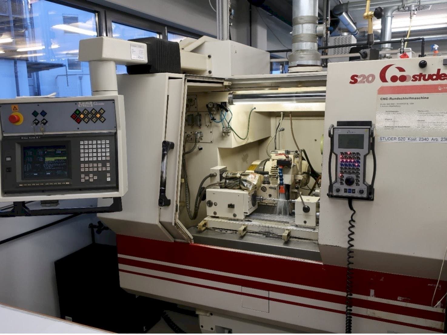STUDER  S20-CNC-maskinen framifrån