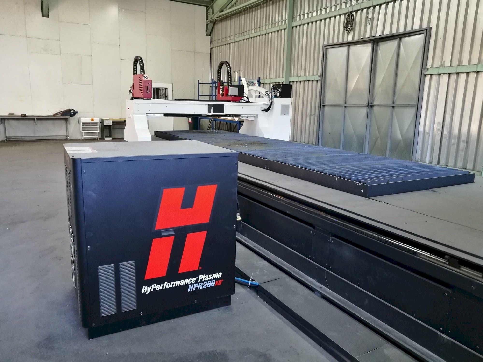 Baykal BPL-H 1506-maskinen framifrån