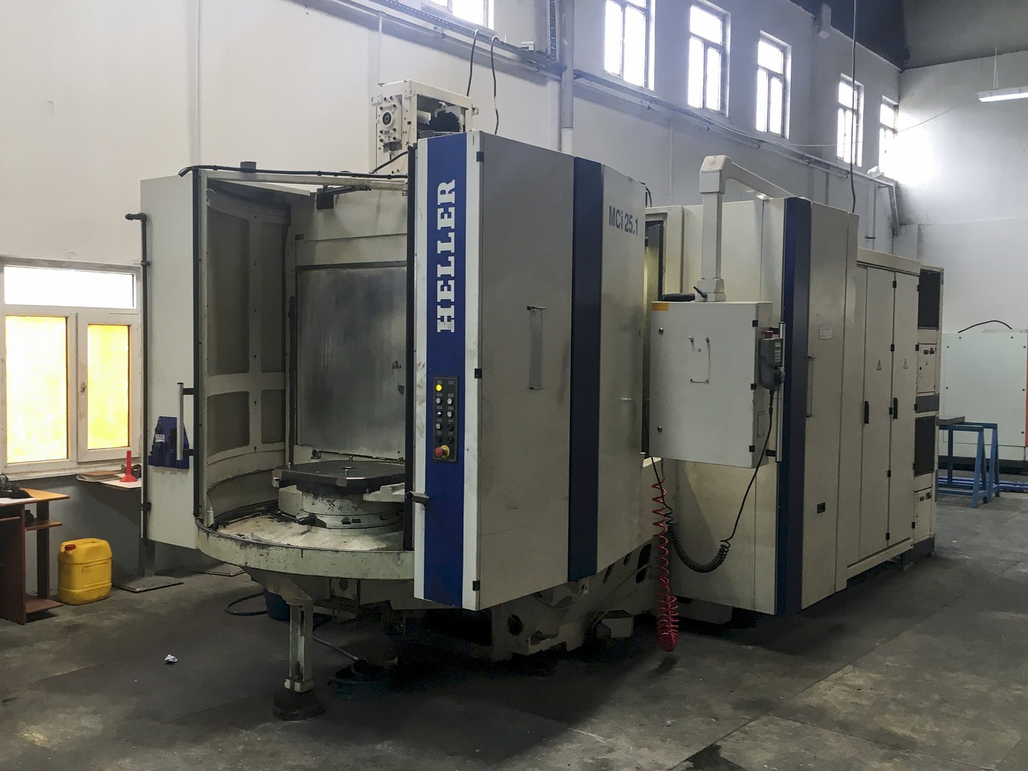 HELLER-maskinen sedd från vänsterMCi 25