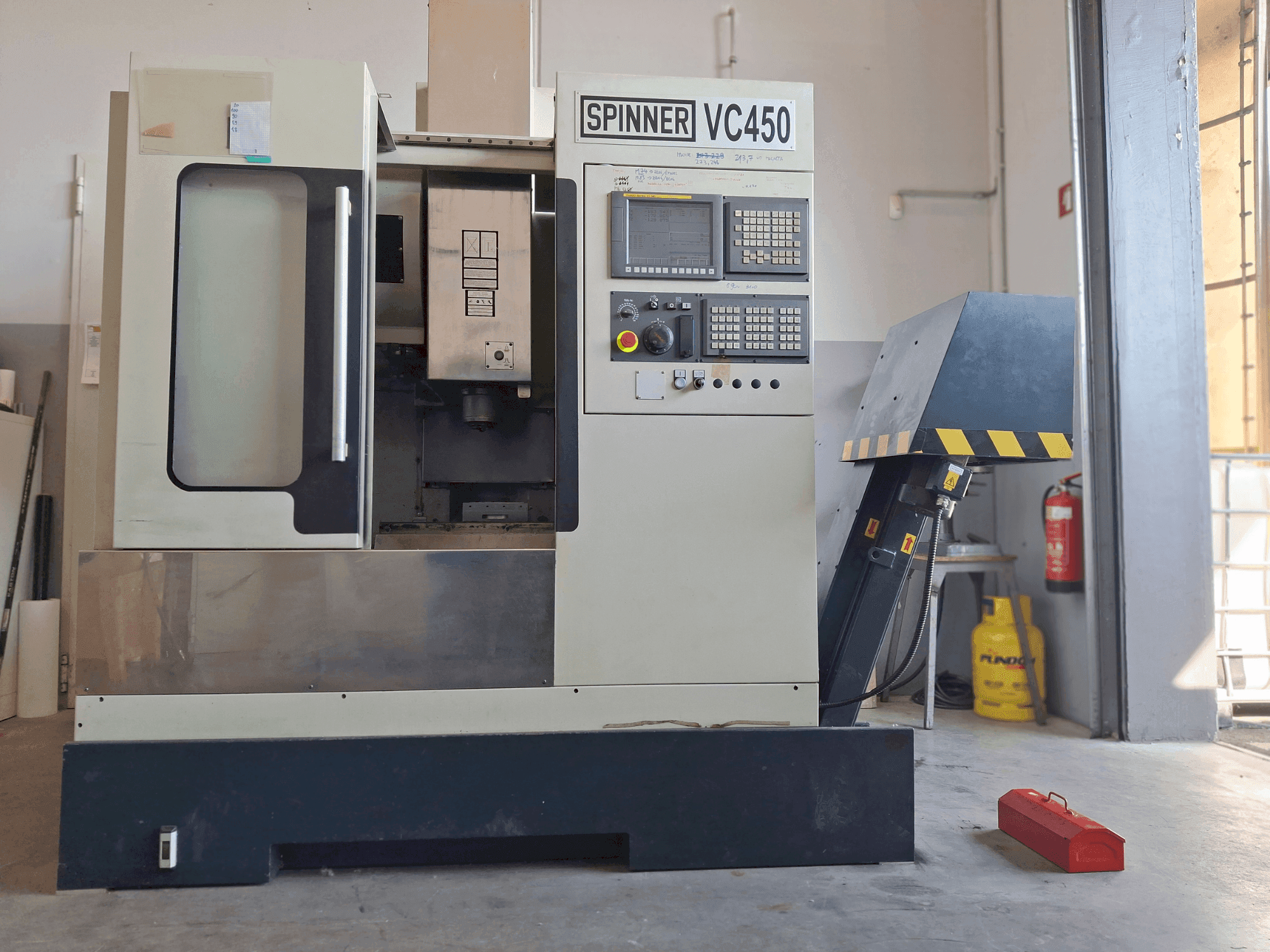 SPINNER VC 450-maskinen framifrån