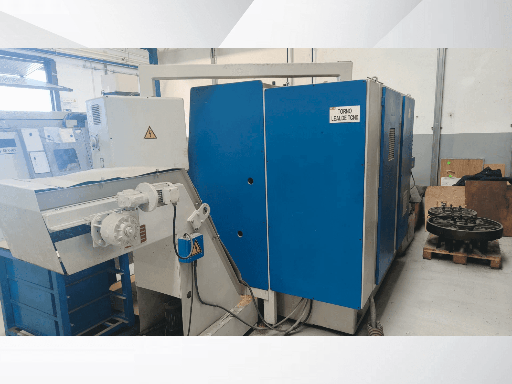 Lealde TCN-0-maskinen framifrån