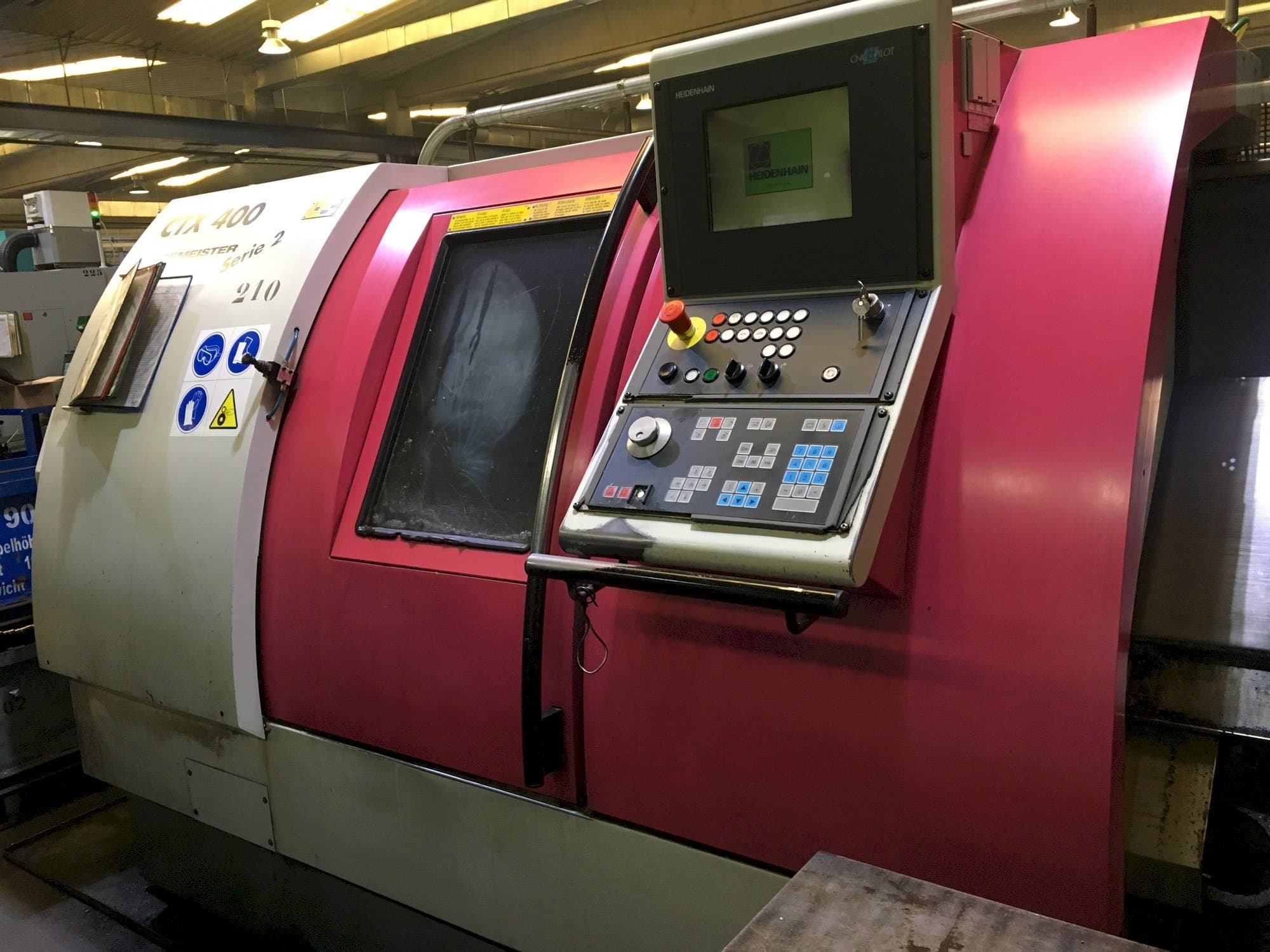 Gildemeister CTX-400 S2-maskinen framifrån