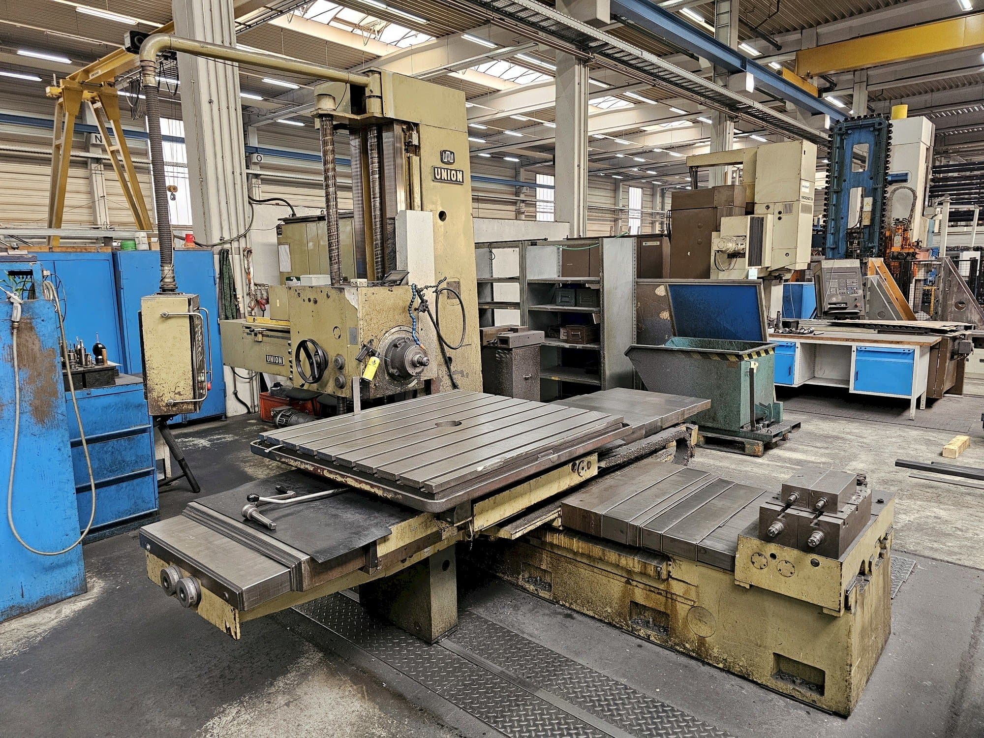 UNION BFT 90-maskinen framifrån