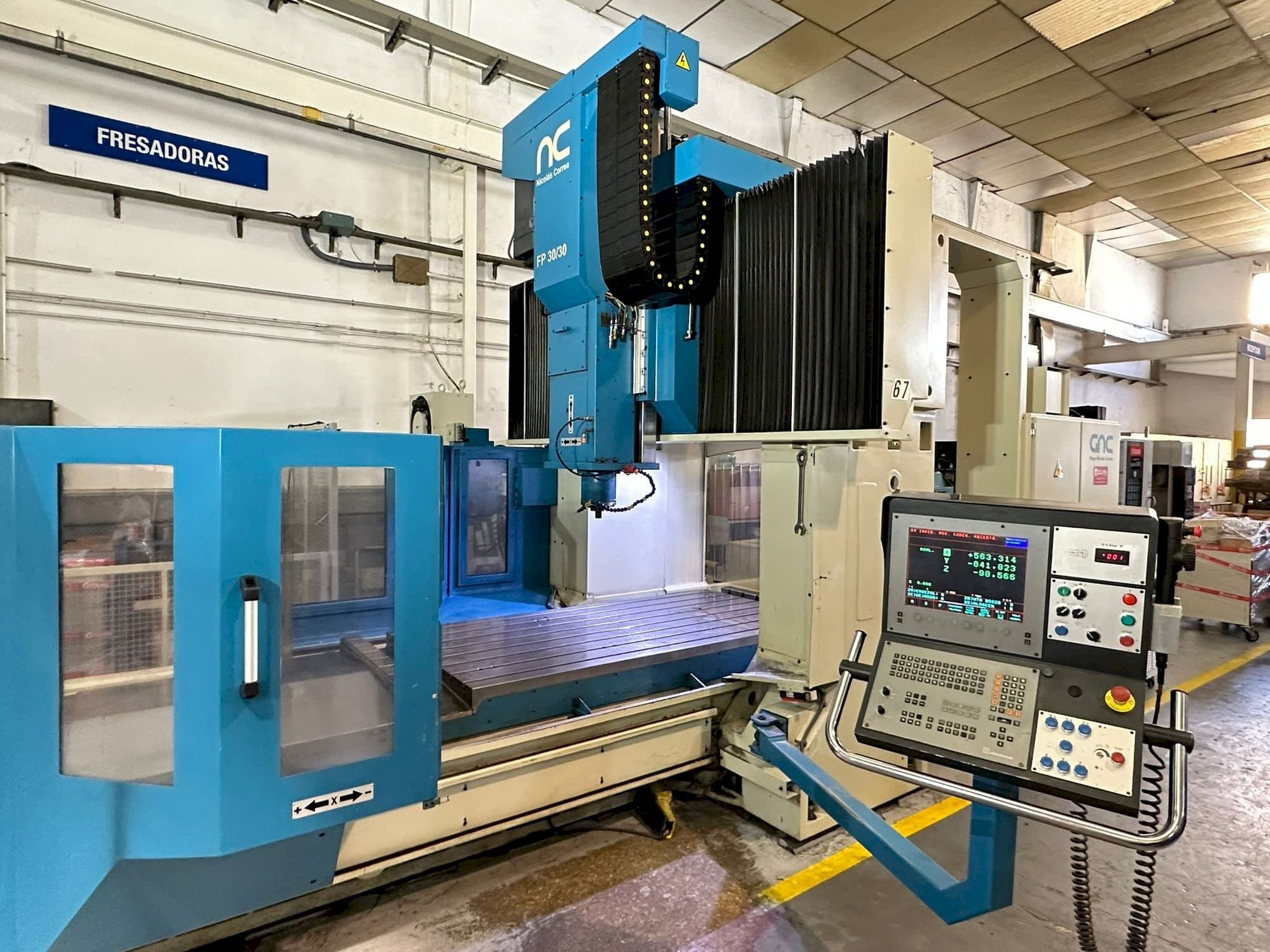 NIEDERBERGER FP30/30-maskinen framifrån