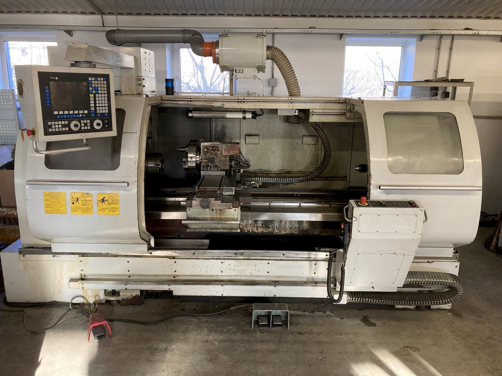 FERMAT SF 48-1500 CNC-maskinen framifrån