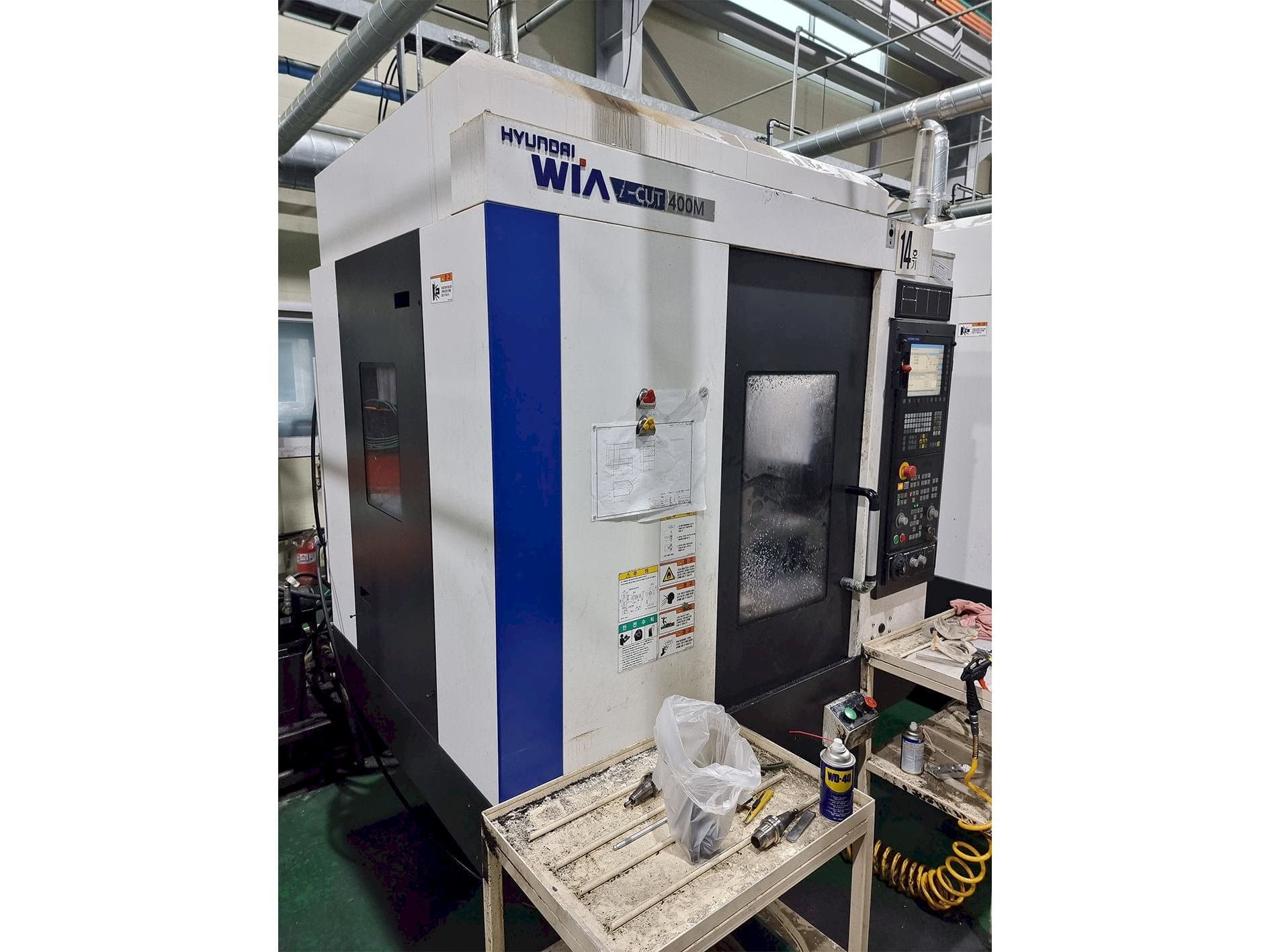 Hyundai Wia i-CUT400M-maskinen framifrån