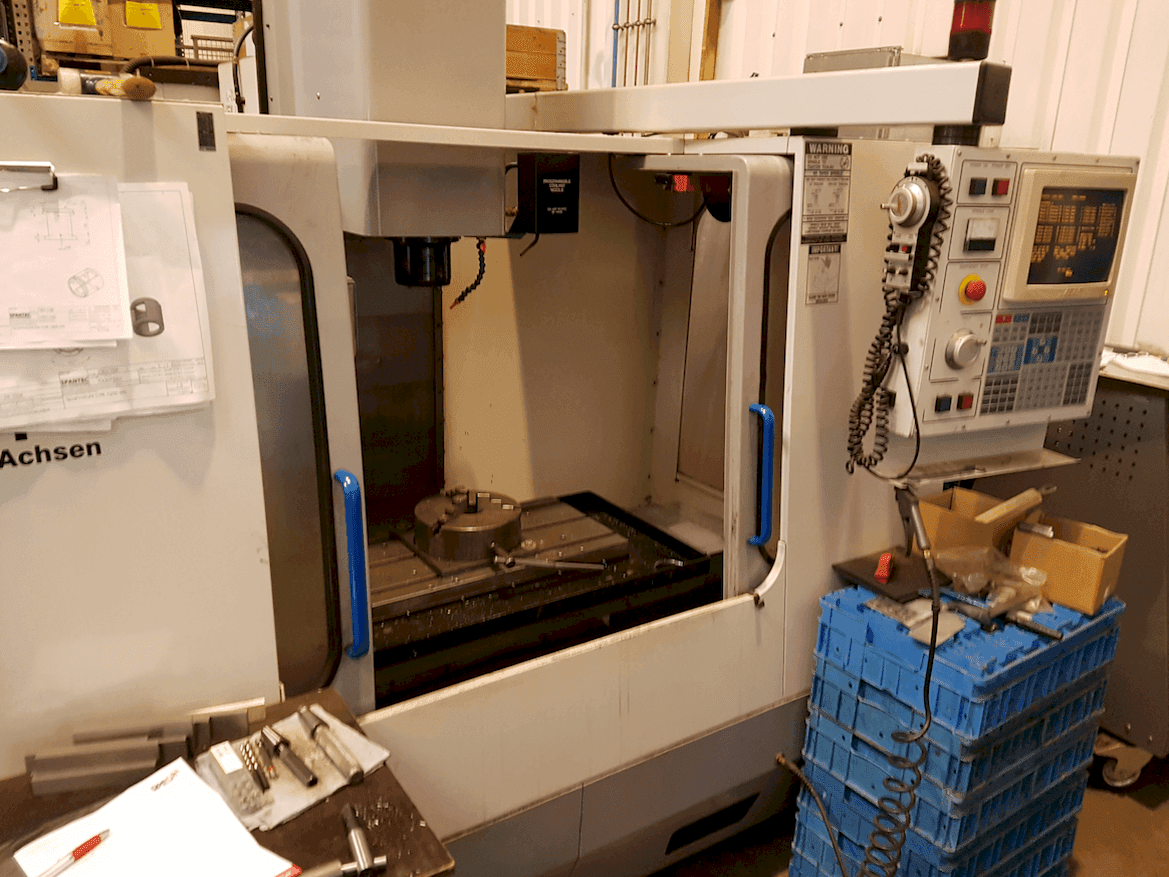 HAAS VF1-maskinen framifrån