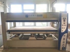 ORMA NPC/DIGIT 6/90-maskinen framifrån