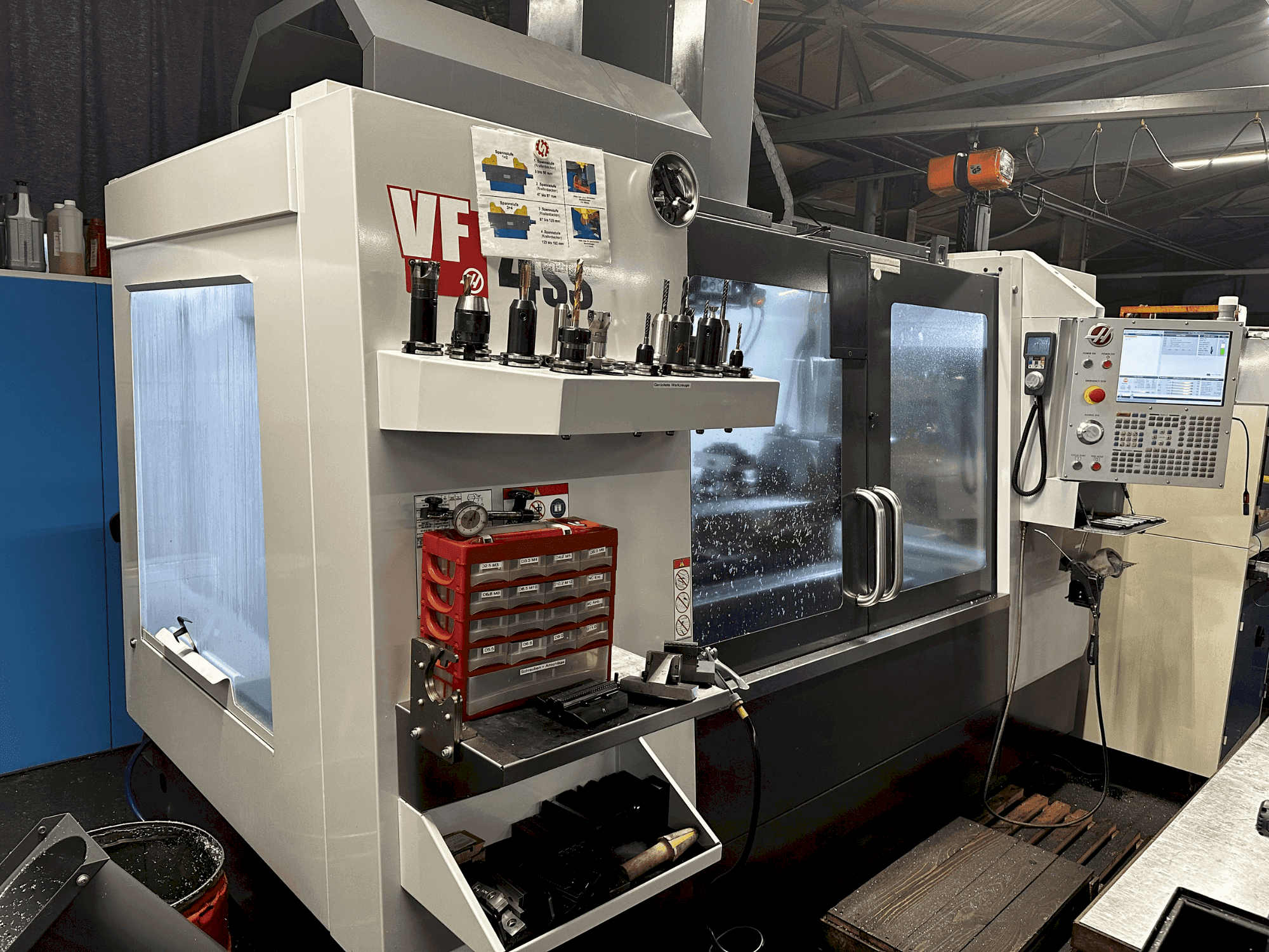 HAAS VF-4SS-EU-maskinen framifrån