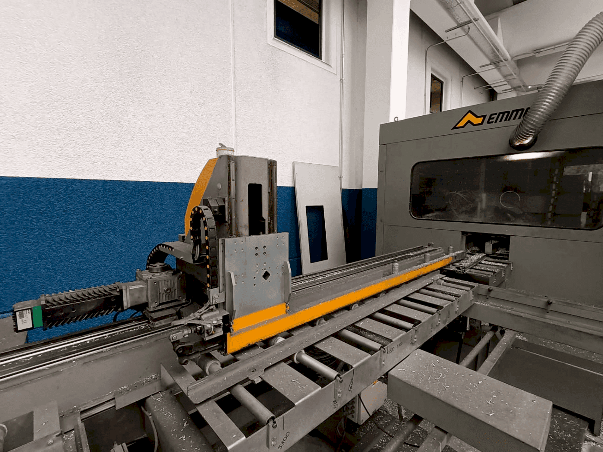 Emmegi Quadra-maskinen framifrån