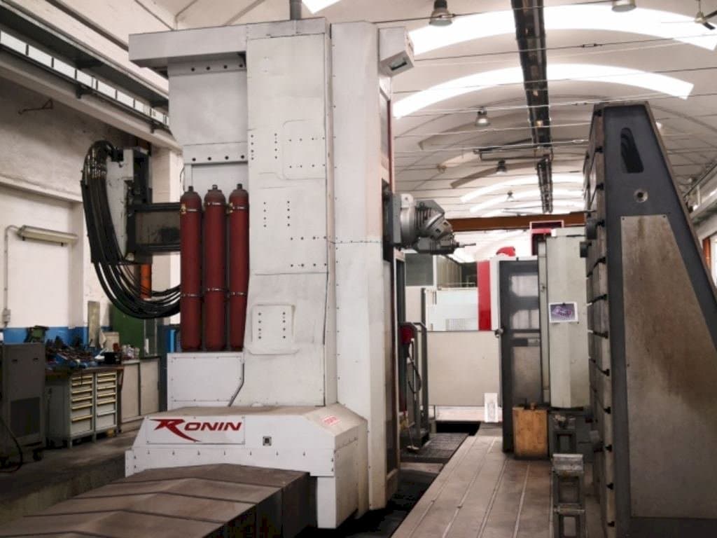 FPT Ronin-maskinen framifrån