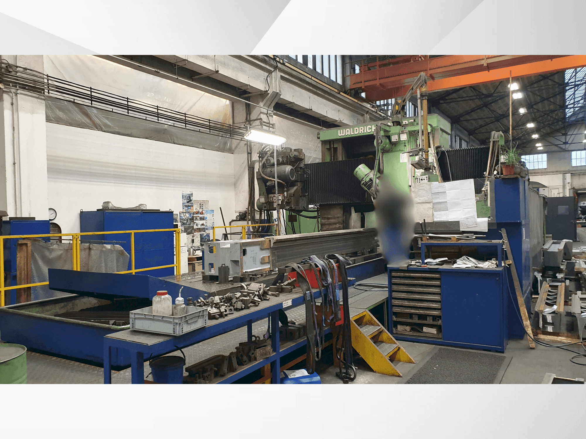 WALDRICH COBURG 30-15 S 3030-maskinen framifrån