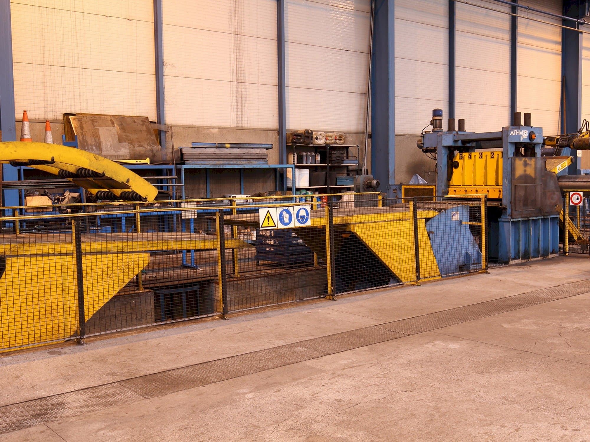 ATHADER J21-maskinen framifrån