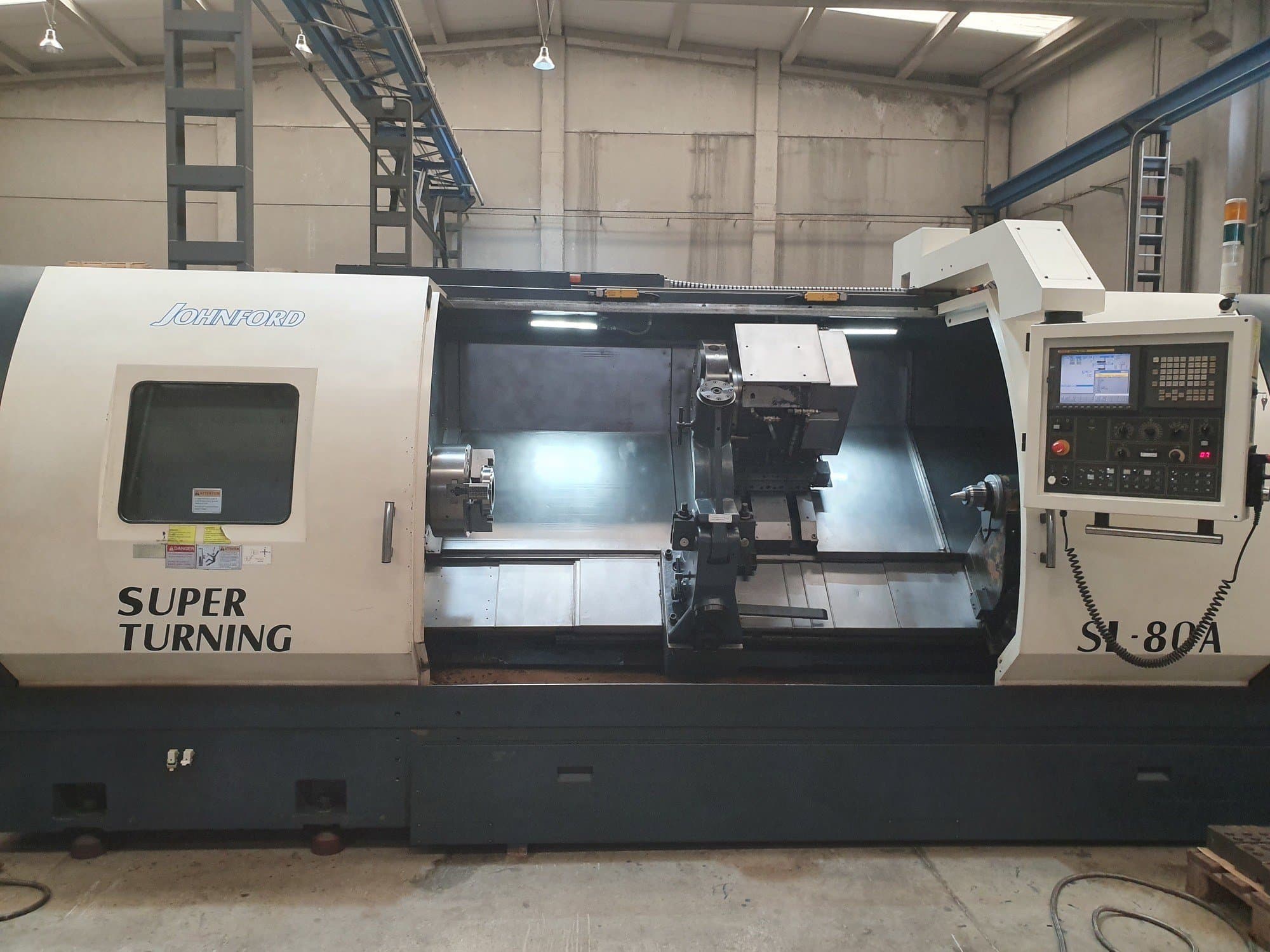 Johnford SL-80A-maskinen framifrån