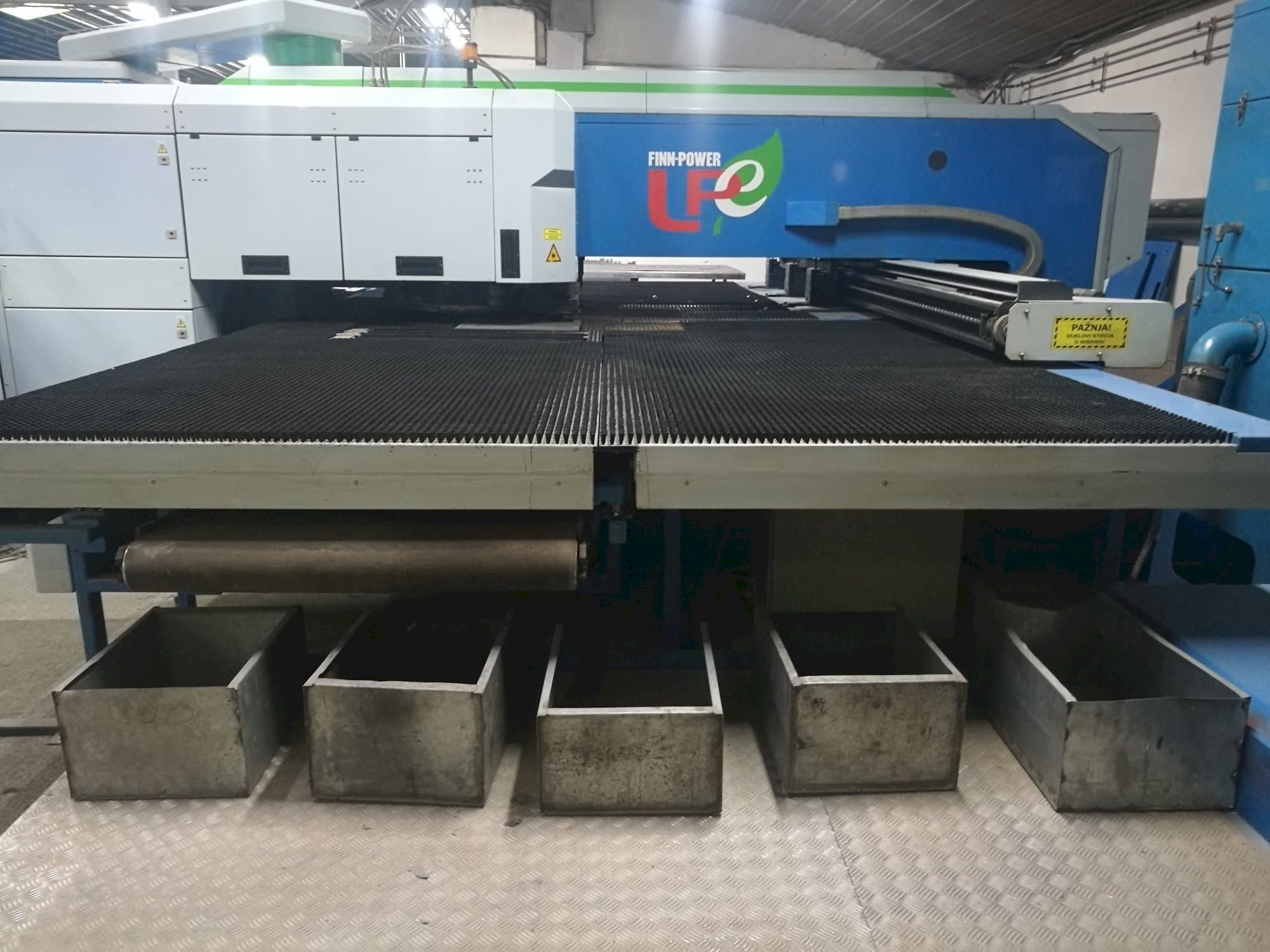 Finn-Power LPE5 SWUH-maskinen framifrån