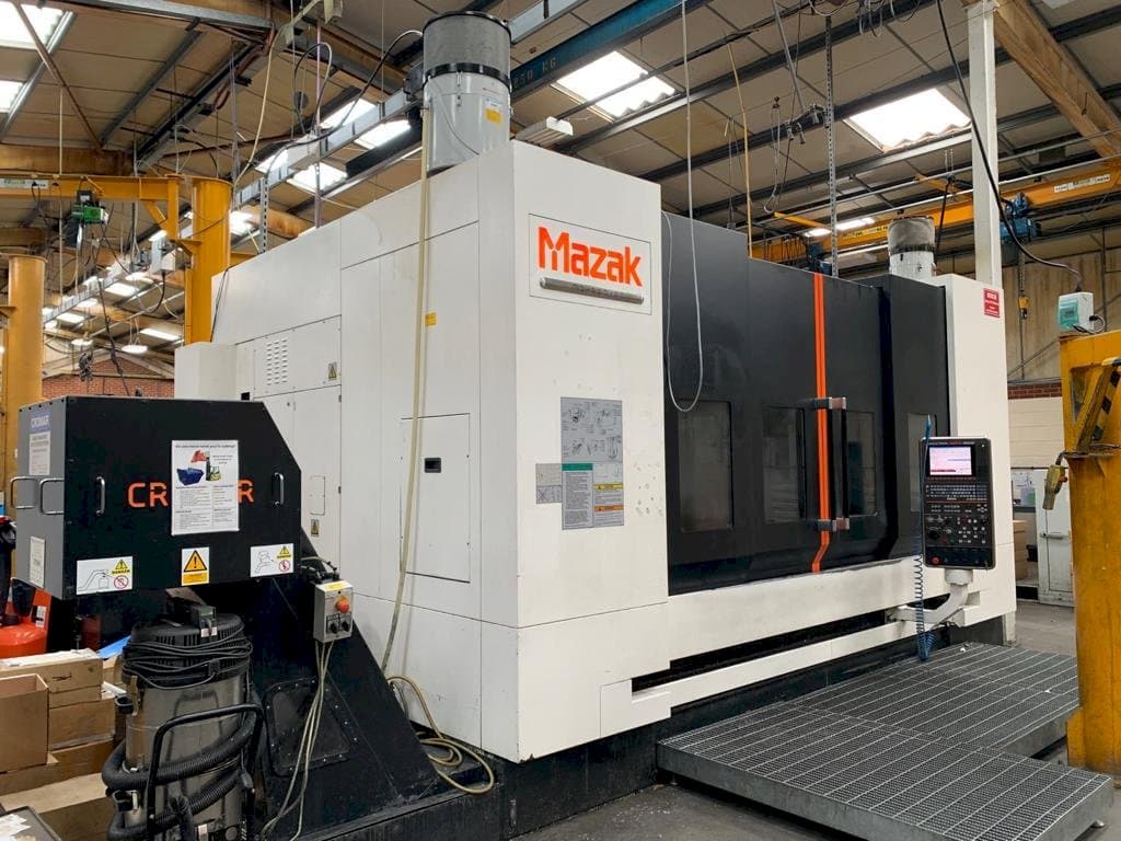 Mazak VTC-820/30-maskinen framifrån