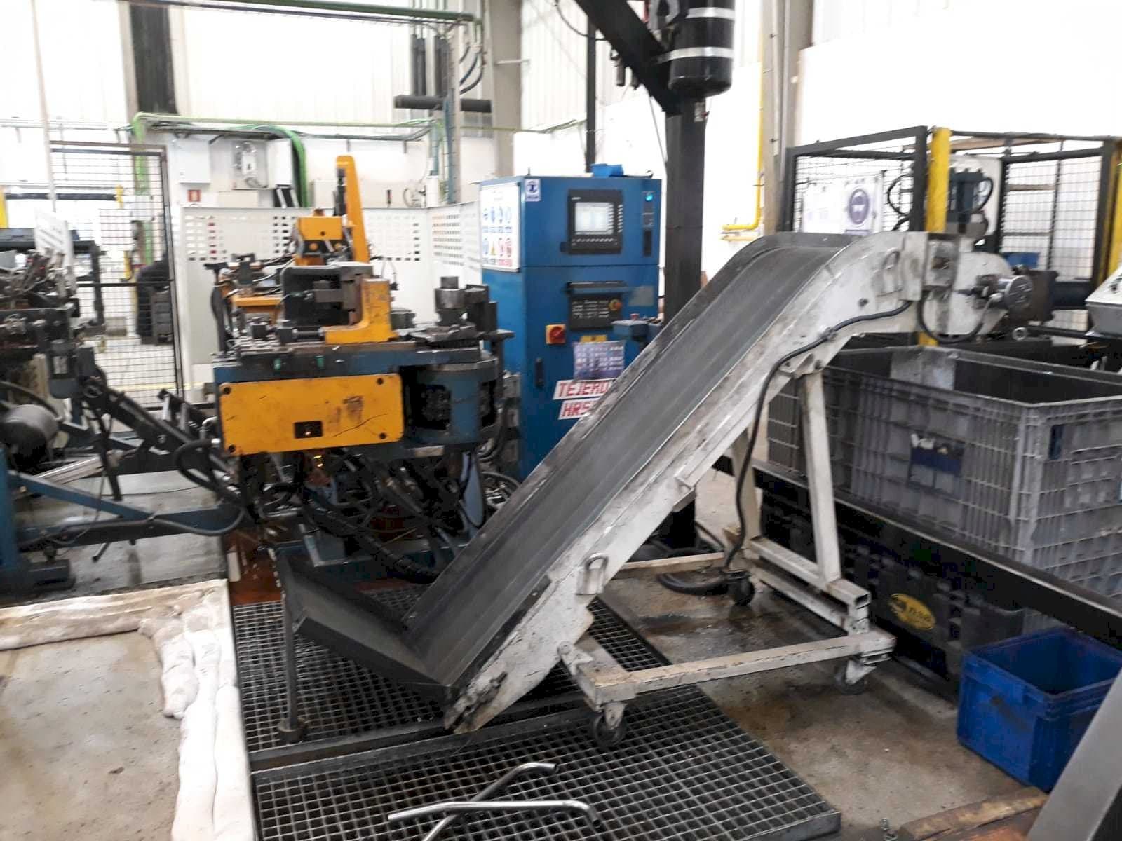 Tejero HR-50-CNC-maskinen framifrån