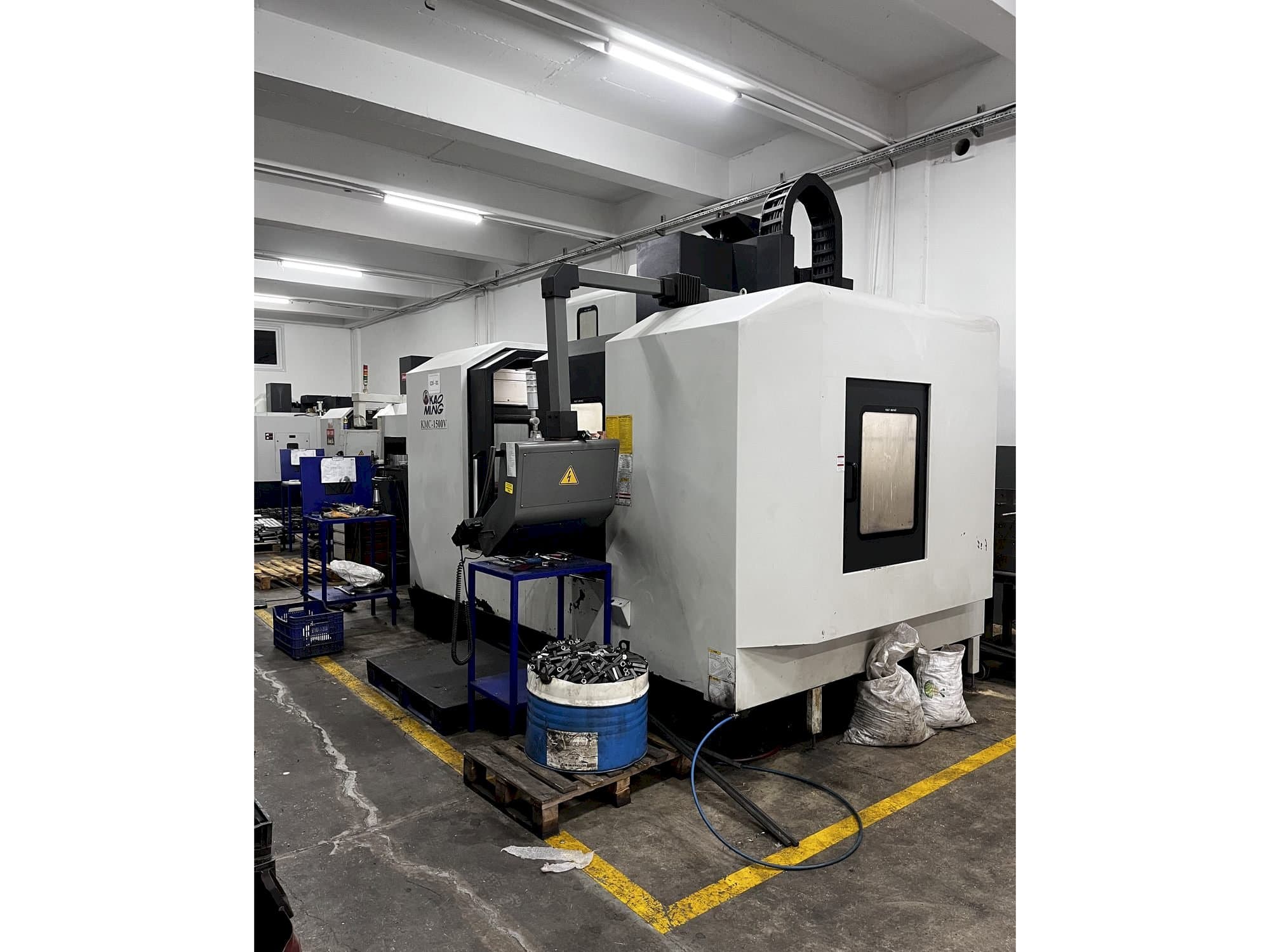 KAOMING KMC 1500V-maskinen framifrån