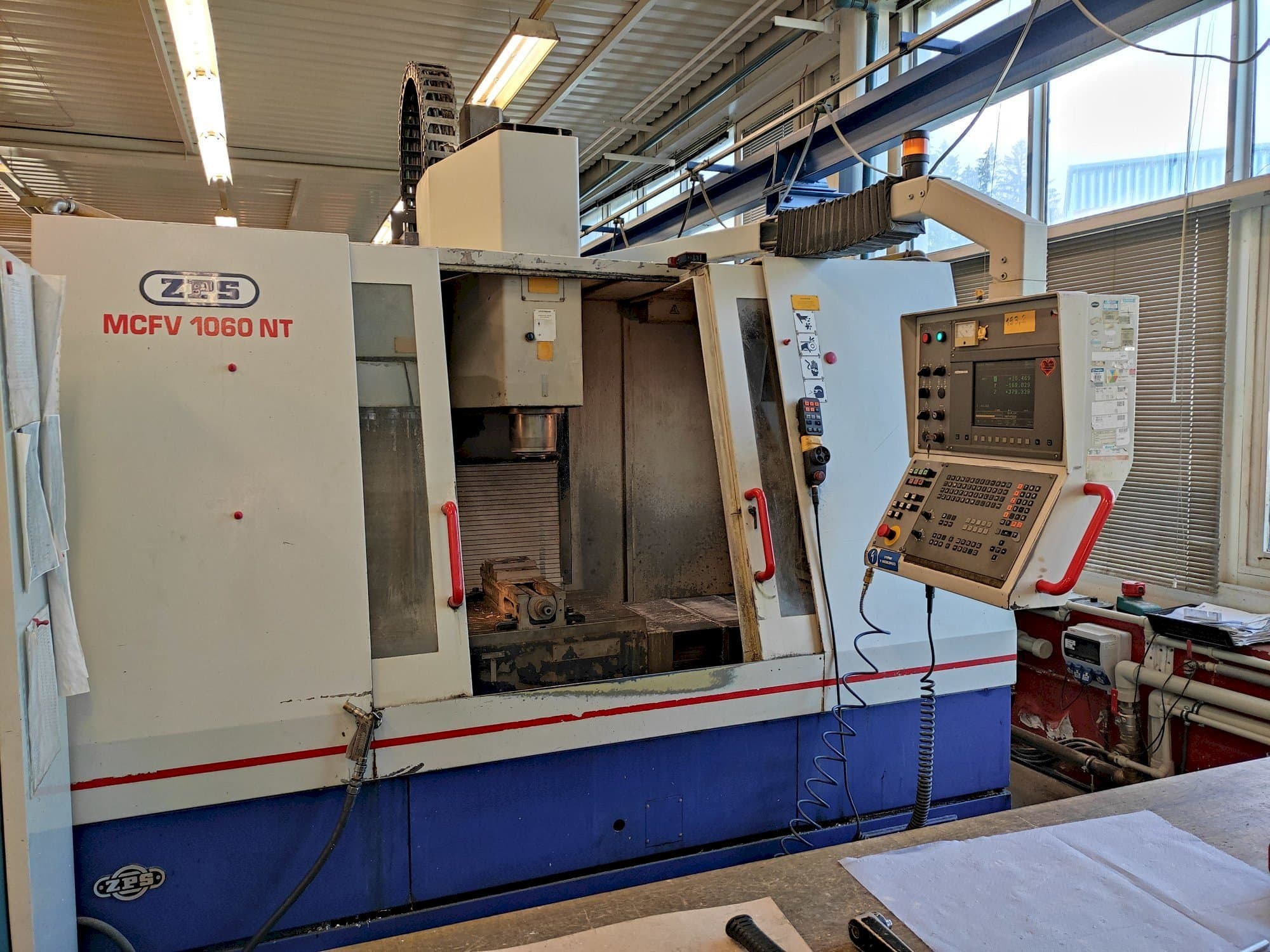 ZPS MCFV 1060 NT-maskinen framifrån