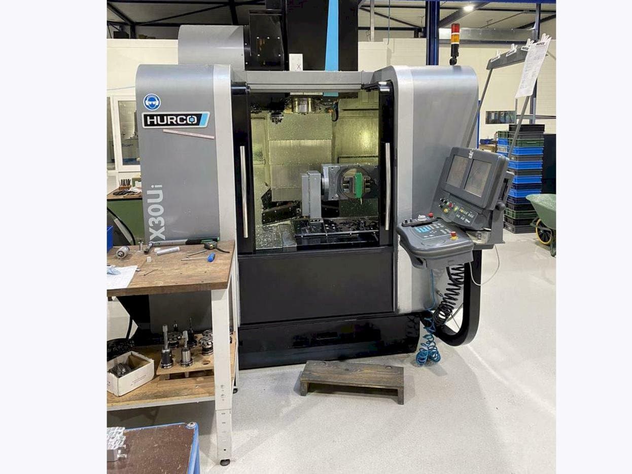 Hurco VMX30 Ui-maskinen framifrån